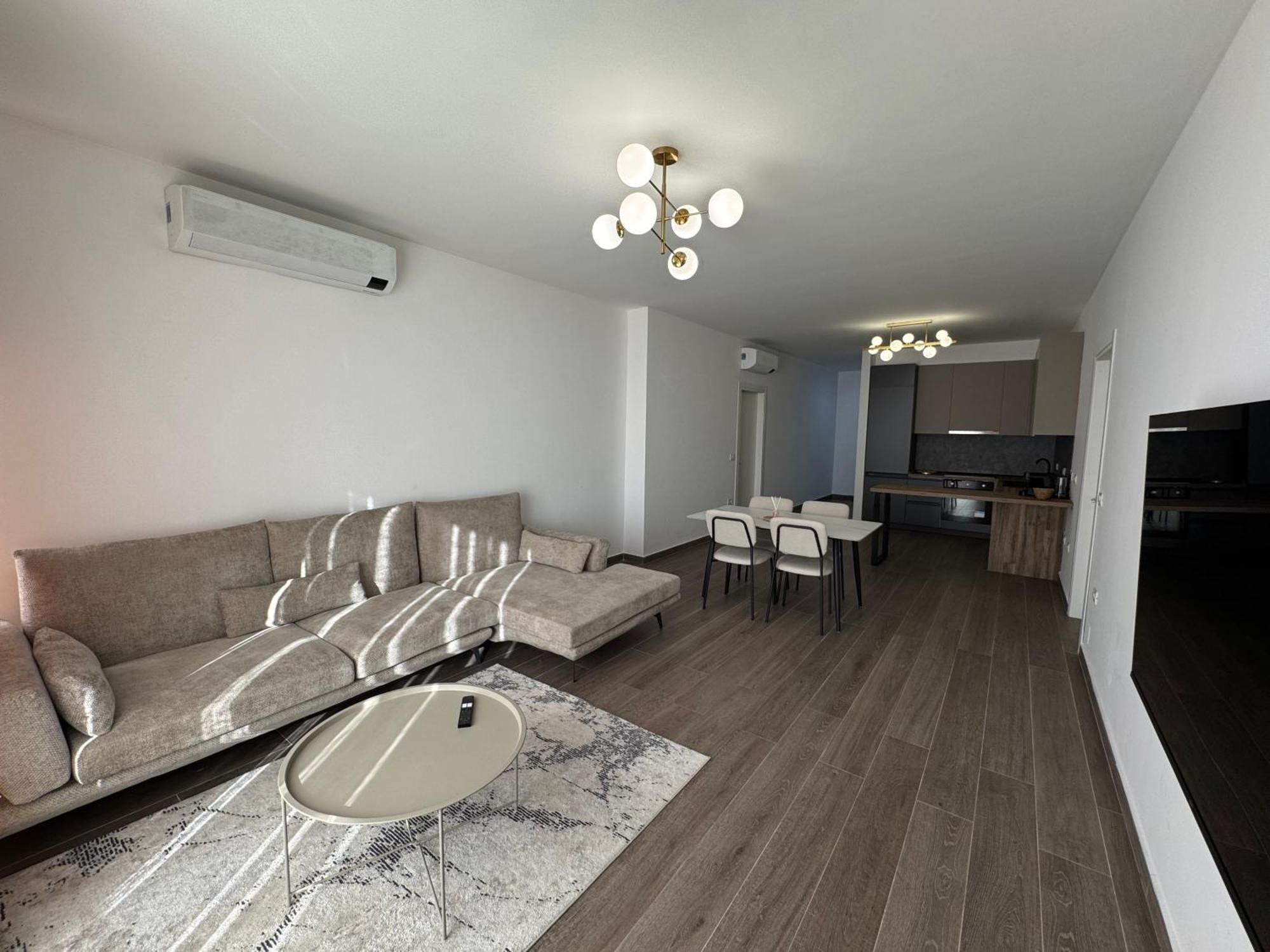 Free Parking Skanderbeg Square - Spacious Central Apartment Tirana Exteriér fotografie